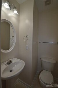 9742 Bailey Rd photo'