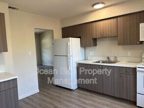 3754 Lora St in Ft. Myers, FL - Building Photo - Building Photo