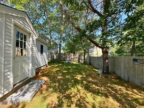 40 Bradford Rd in West Yarmouth, MA - Building Photo - Building Photo