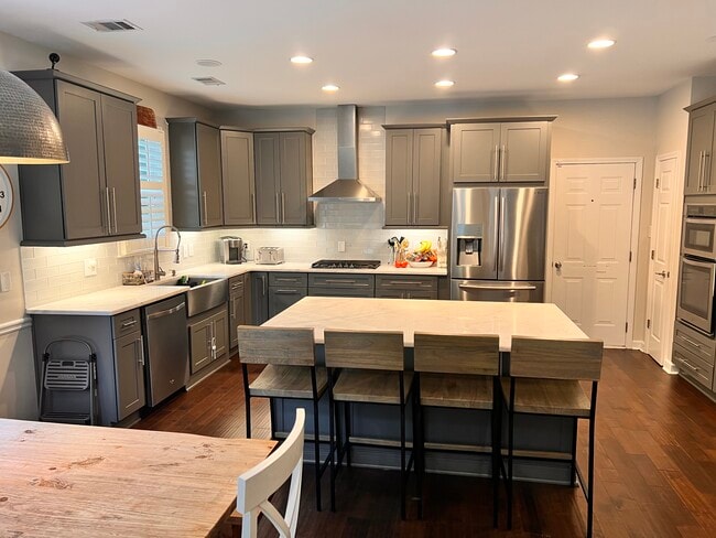 4987 Dovecote Trail in Suwanee, GA - Building Photo - Building Photo