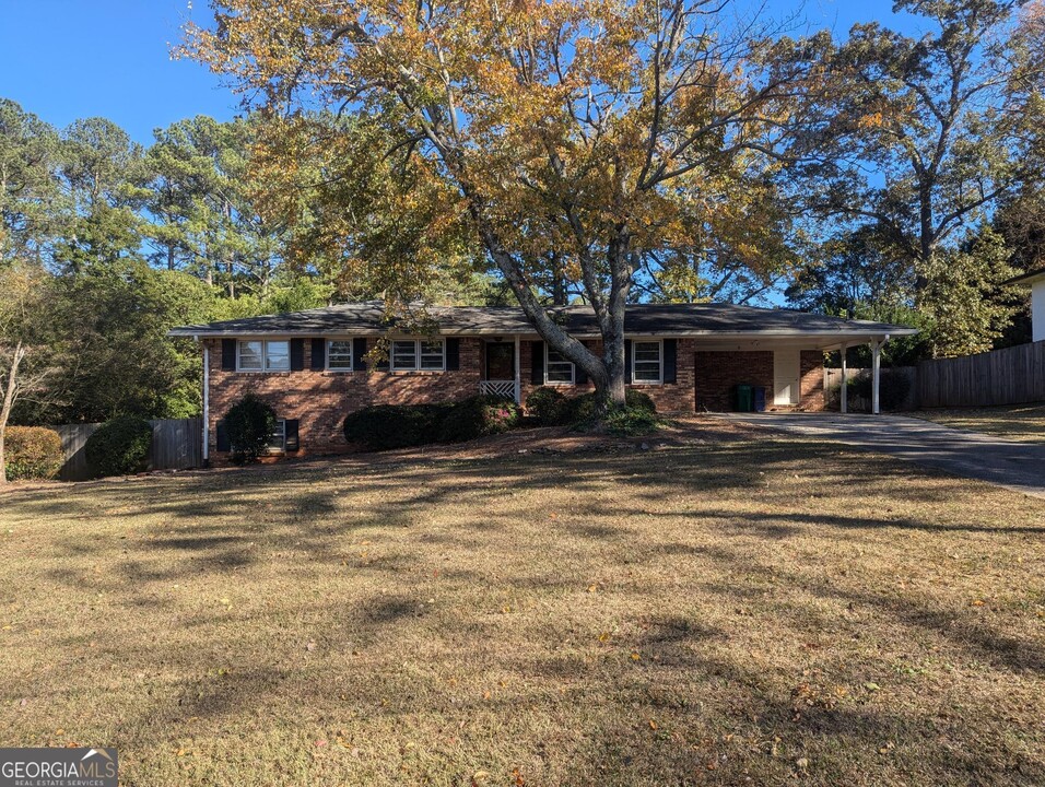 3175 Galangale Way in Doraville, GA - Foto de edificio