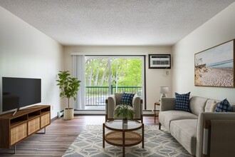 Pheasant Park Apartments in Minneapolis, MN - Building Photo - Building Photo