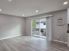 3756-3762 Poinciana Dr, Unit 3762-5 in Santa Clara, CA - Building Photo - Building Photo