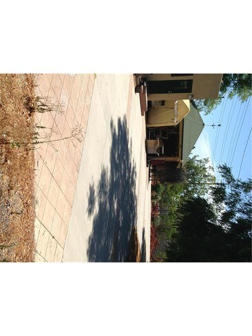 1104-1108 E Broadway in Anaheim, CA - Building Photo - Building Photo