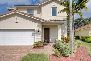 495 NE Abaca Way in Jensen Beach, FL - Building Photo