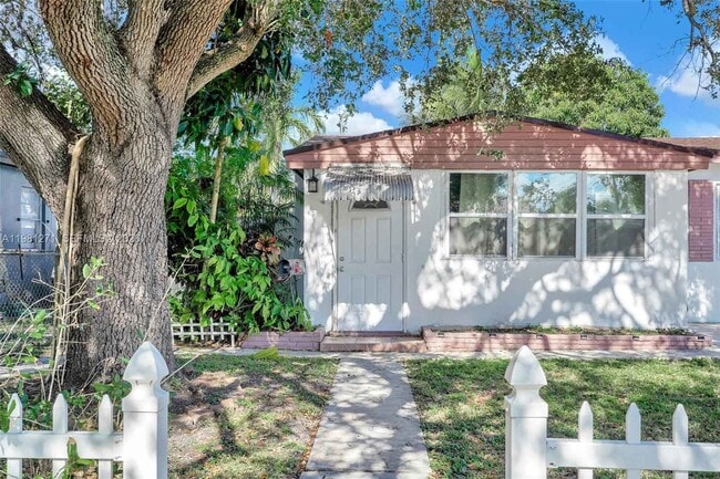 property at 2419 Coolidge St