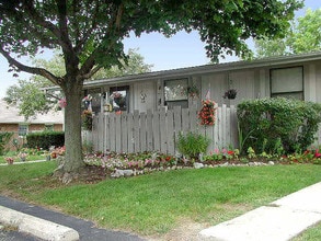 Parkville in Englewood, OH - Building Photo - Building Photo