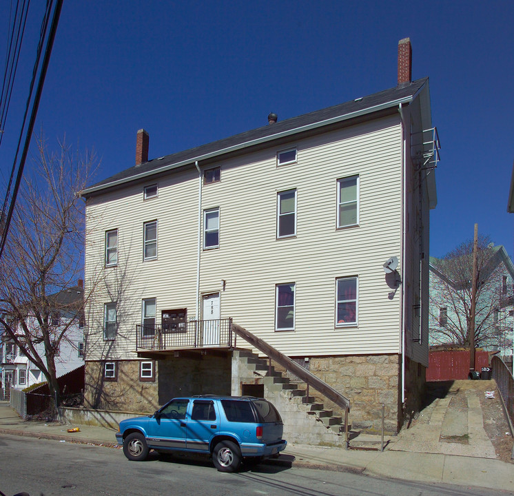 788 Dwelly St in Fall River, MA - Building Photo