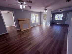 3623 E McBerry St in Tampa, FL - Building Photo - Building Photo