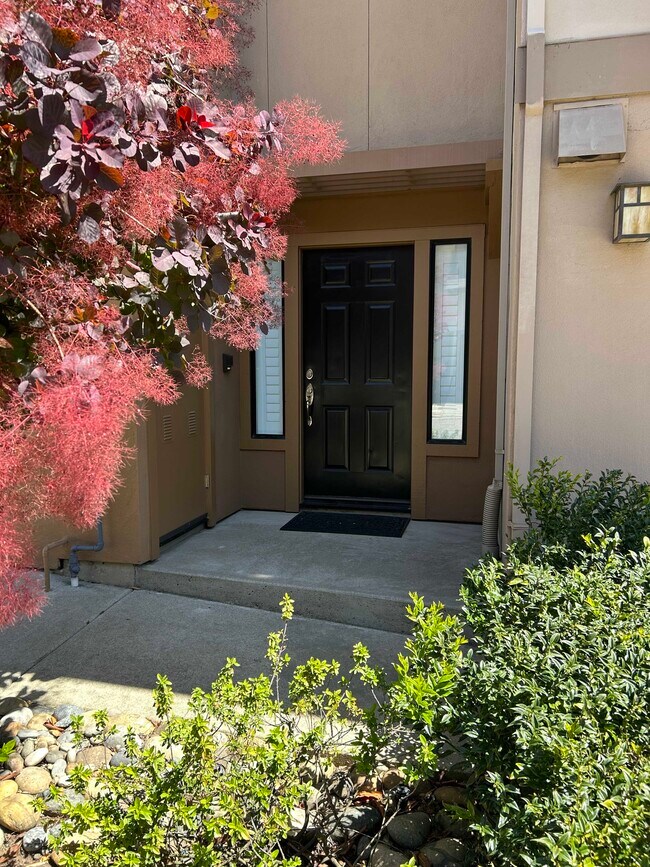 property at 6676 Charing Cross Rd