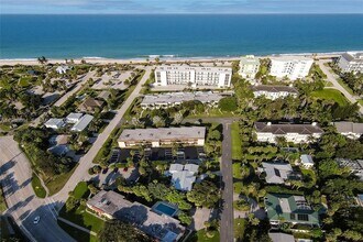4150 Jimmy Buffett Mem Hwy, Unit 111 in Vero Beach, FL - Building Photo - Building Photo