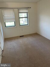 5435 Crossrail Dr in Burke, VA - Building Photo - Building Photo