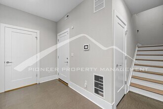 927 Inca St in Denver, CO - Building Photo - Building Photo