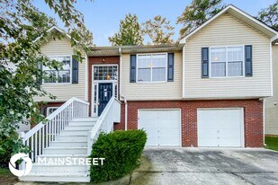 1927 Owens Trail in Rex, GA - Building Photo