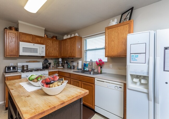 property at 24027 Kingbriar Dr