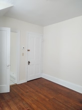 3521 Clifton Ave in Cincinnati, OH - Building Photo - Building Photo