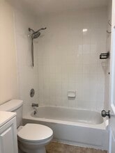 2028 Bergen St, Unit 2 in Brooklyn, NY - Foto de edificio - Building Photo