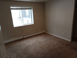 1025 Riverside Dr, Unit C in Waupaca, WI - Building Photo - Building Photo