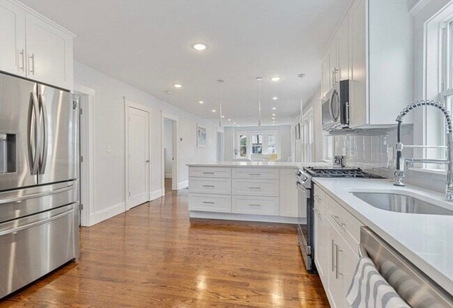 property at 109 Varnum St