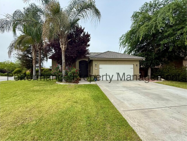 property at 7931 Granite Pointe Pkwy