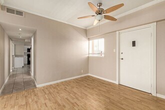 353 E Thomas Rd in Phoenix, AZ - Foto de edificio - Building Photo