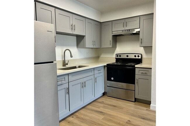 2701 Randolph St in Huntington Park, CA - Building Photo - Building Photo