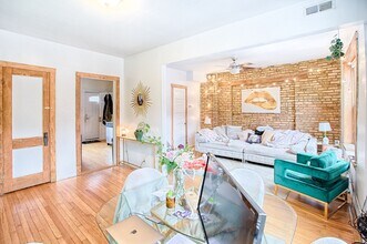 1018 N Campbell Ave in Chicago, IL - Building Photo - Building Photo