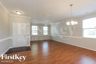 12610 Sitka Ct in Charlotte, NC - Foto de edificio - Building Photo