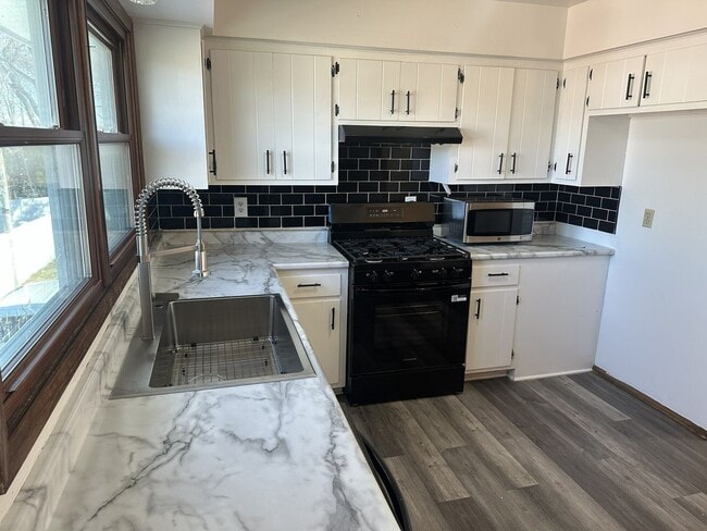 4356-4358 S Iowa Ave in St. Francis, WI - Building Photo - Building Photo