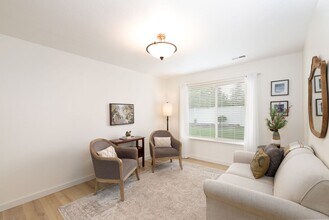 9105 N Prescott Dr in Hayden, ID - Building Photo - Building Photo