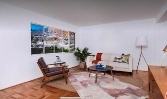 5414 Village Grn, Unit 5414 Village Green in Los Angeles, CA - Building Photo