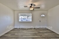 208 E Park Ave in Gilbert, AZ - Building Photo - Building Photo