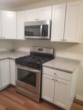 50 Francis St-Unit -#25 in Holbrook, MA - Building Photo - Building Photo
