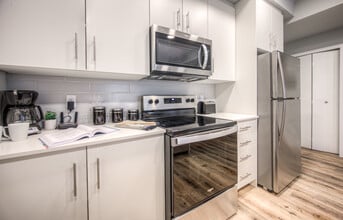 395B Conklin Rd in Brantford, ON - Building Photo - Building Photo