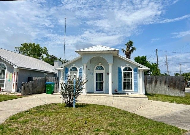 116 E Sonata Cir in Panama City Beach, FL - Building Photo - Building Photo