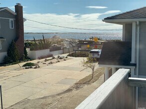 145 Inwood Ave in Point Lookout, NY - Foto de edificio - Building Photo