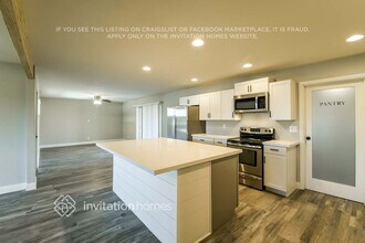 3136 W Cactus Rd in Phoenix, AZ - Building Photo - Building Photo