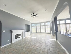 1106 Chelshurst Way in Spring, TX - Building Photo - Building Photo