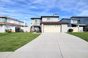 1219 E Jay St in Carson, CA - Building Photo