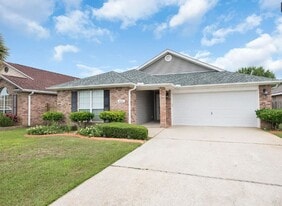 1602 Trent St in Fort Walton Beach, FL - Building Photo