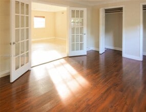 6384 SW 31st St in Miami, FL - Building Photo - Building Photo