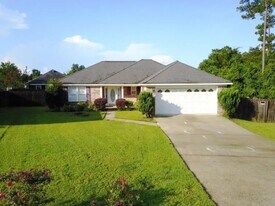 11900 Liberty Cir N in Mobile, AL - Building Photo
