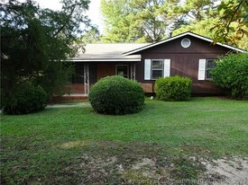 7606 Jennings Ln in Fayetteville, NC - Building Photo