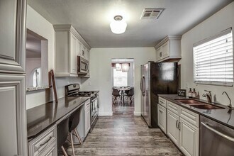 777 W Pierson St in Phoenix, AZ - Building Photo - Building Photo