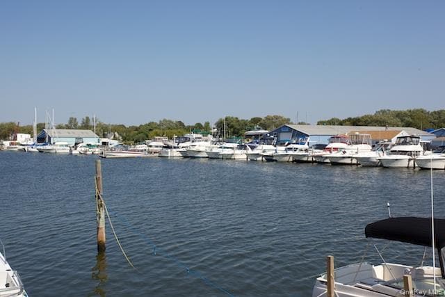 28 Midship Ln in Patchogue, NY - Building Photo - Building Photo