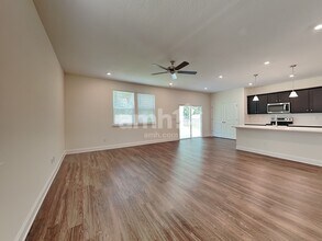 12703 Percy Ln in Jacksonville, FL - Foto de edificio - Building Photo