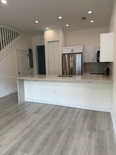 705 SW 147th Ave in Pembroke Pines, FL - Building Photo - Building Photo