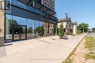 181 King St S in Waterloo, ON - Building Photo - Building Photo