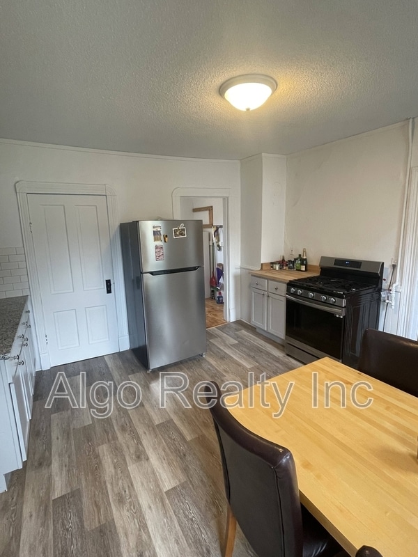 3449 Snelling Ave in Minneapolis, MN - Building Photo - Building Photo