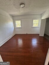 415 Hopkins St SW in Atlanta, GA - Building Photo - Building Photo